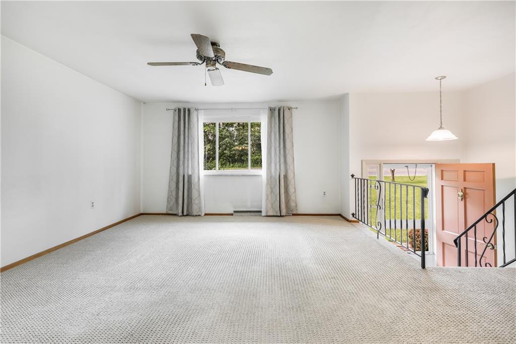 698 Anderson Hozak Road Clinton, PA 15026 - Photo 4 of 25