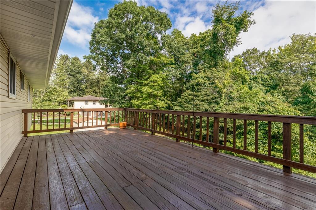 698 Anderson Hozak Road Clinton, PA 15026 - Photo 7 of 25