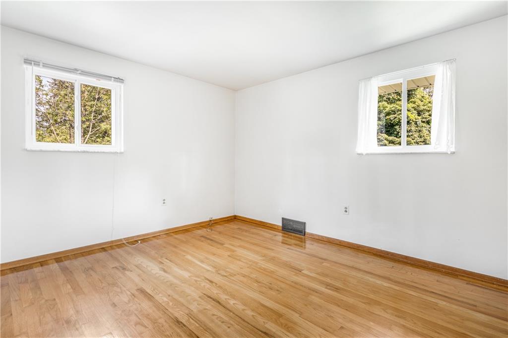 698 Anderson Hozak Road Clinton, PA 15026 - Photo 10 of 25