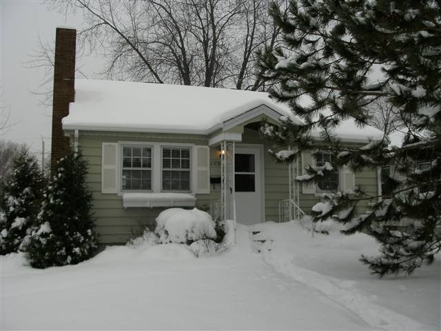 1936 West Kent Road Duluth, MN 55812 - Photo 1 of 9 Gallery Image 1