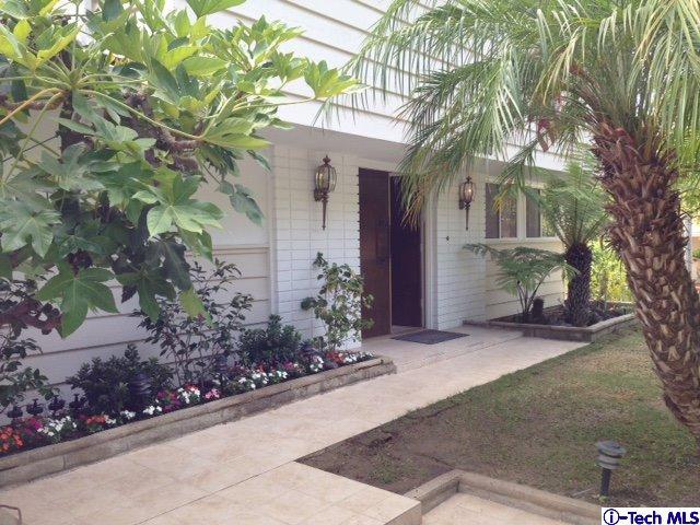 1980 Crestshire Drive Glendale, CA 91208 - Photo 4 of 27 a view of a house with a yard and tree s