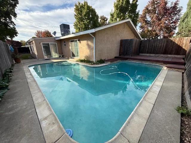 $445,000 | 2516 Continental Drive, Modesto, CA 95355