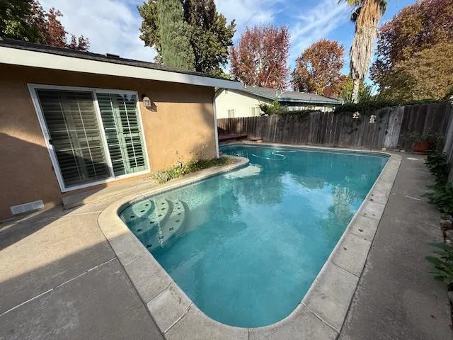 $445,000 | 2516 Continental Drive, Modesto, CA 95355