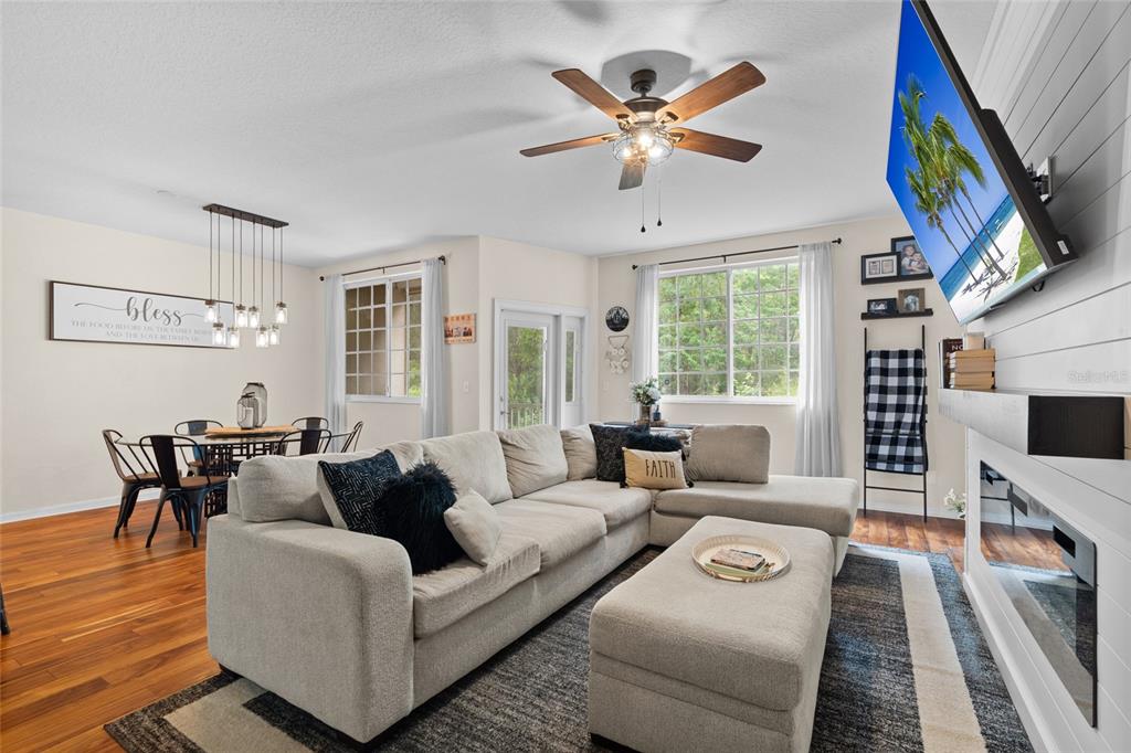 3452 Primrose Way Palm Harbor, FL 34683 - Photo 12 of 48
