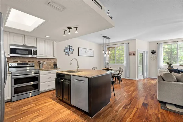 $379,000 | 3452 Primrose Way, Palm Harbor, FL 34683