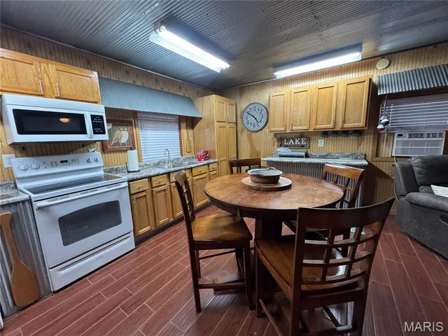 $99,900 | 252 Lake Forest Road, Wappapello, MO 63966