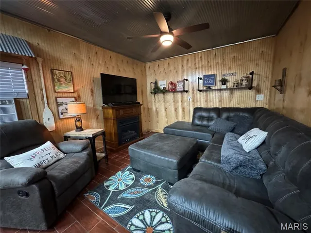 $99,900 | 252 Lake Forest Road, Wappapello, MO 63966