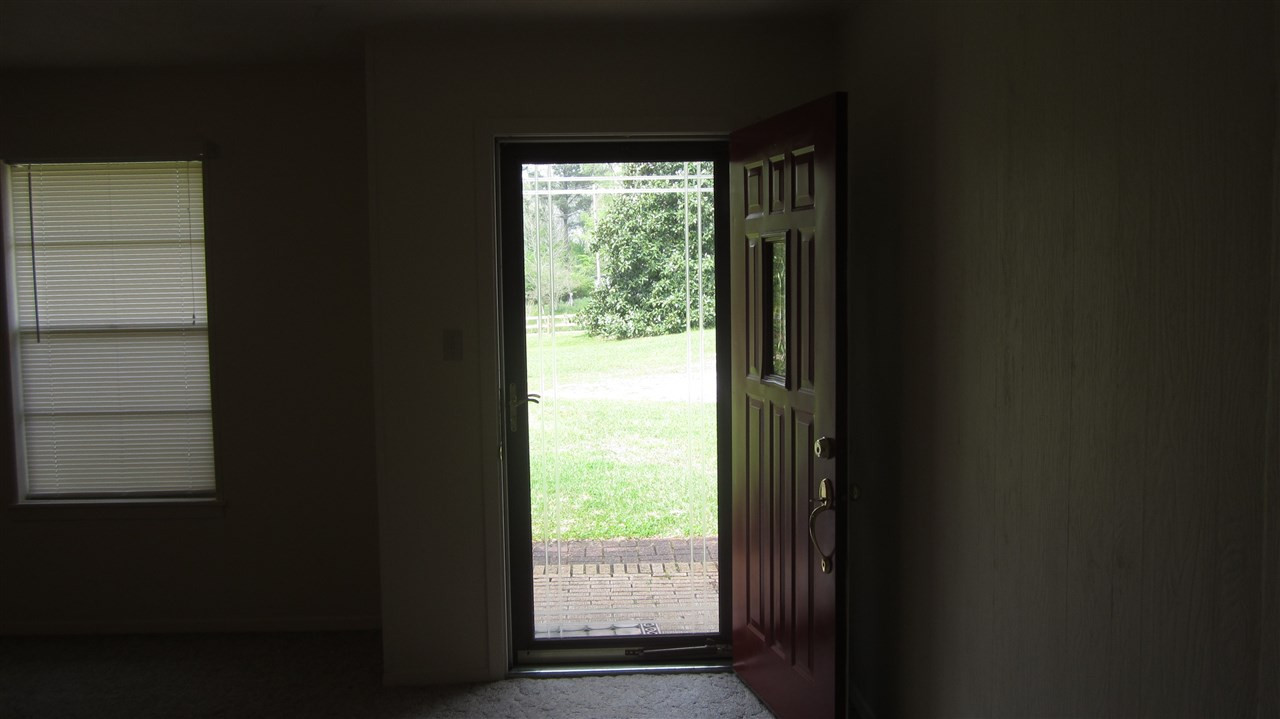 727 White Road Florence, MS 39073 - Photo 5 of 23 Photo 5