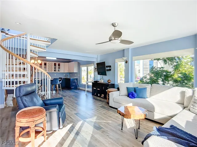 $1,399,000 | 447 Palermo Circle, Fort Myers Beach, FL 33931