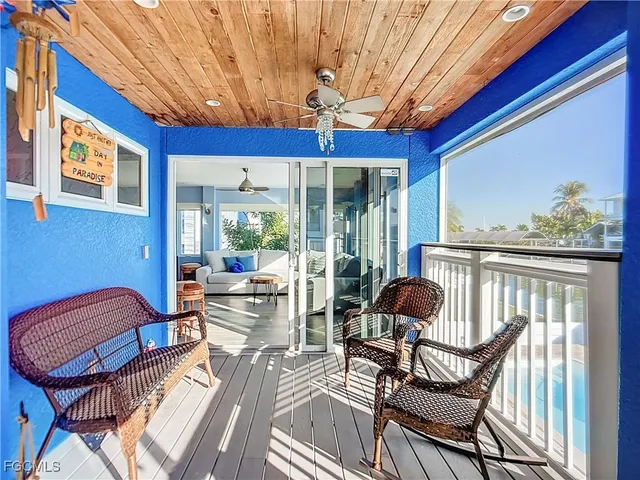 $1,399,000 | 447 Palermo Circle, Fort Myers Beach, FL 33931