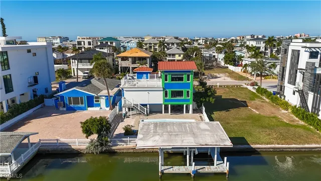 $1,399,000 | 447 Palermo Circle, Fort Myers Beach, FL 33931