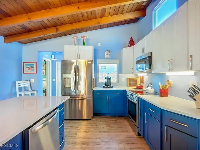 $1,399,000 | 447 Palermo Circle, Fort Myers Beach, FL 33931