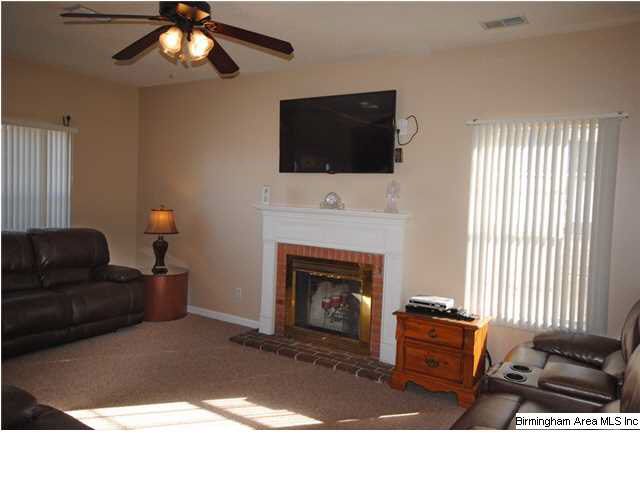 114 Brook Circle Pelham, AL 35124 - Photo 10 of 32