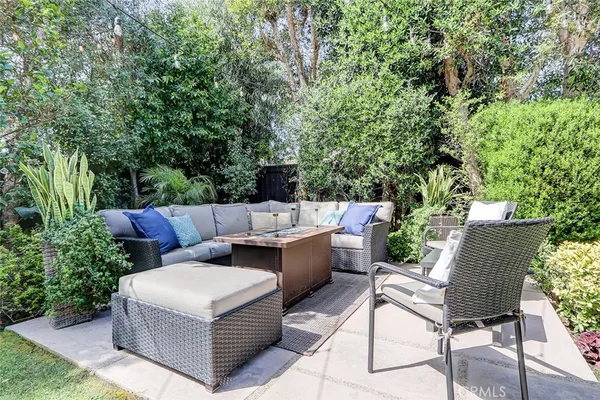 $3,499,000 | 2101 Lynngrove Drive, Manhattan Beach, CA 90266