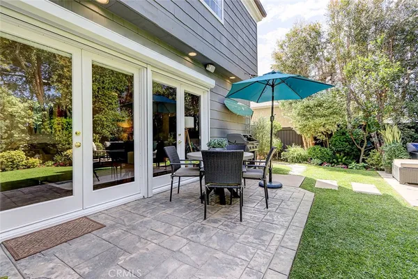 $3,499,000 | 2101 Lynngrove Drive, Manhattan Beach, CA 90266