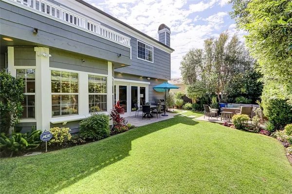 $3,499,000 | 2101 Lynngrove Drive, Manhattan Beach, CA 90266