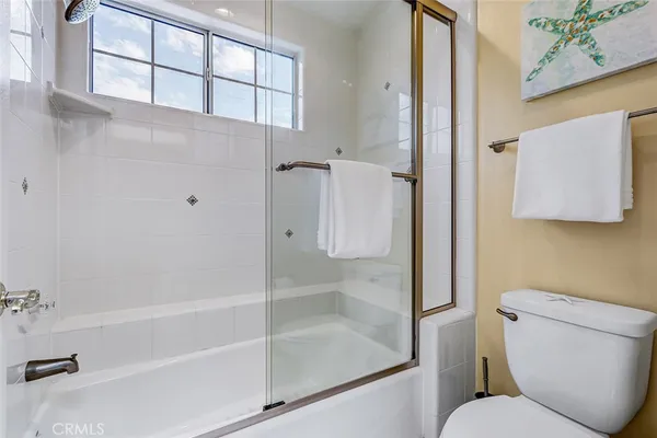 $3,499,000 | 2101 Lynngrove Drive, Manhattan Beach, CA 90266