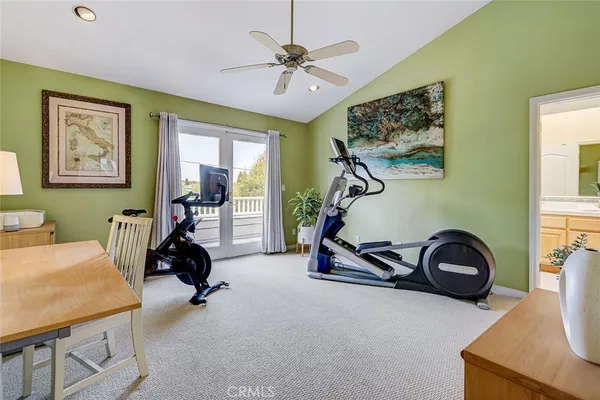 $3,499,000 | 2101 Lynngrove Drive, Manhattan Beach, CA 90266