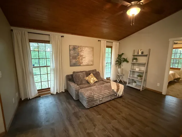 $599,900 | 50429 245th Avenue, Staples, MN 56479