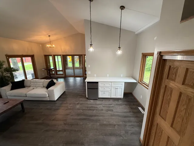 $599,900 | 50429 245th Avenue, Staples, MN 56479