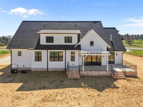 $689,900 | 6205 Phillippi Road, Julian, NC 27283