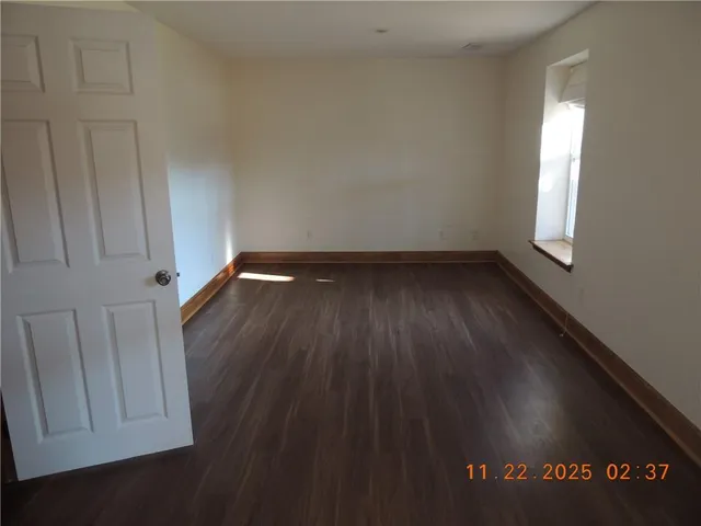 $299,000 | 18901 East Lynchburg Place North, Independence, MO 64058