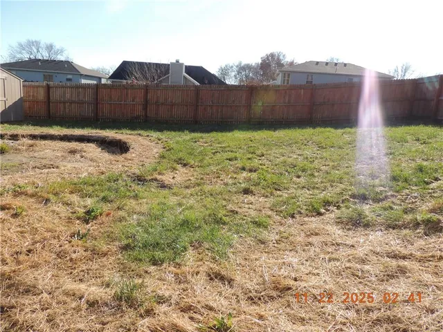 $299,000 | 18901 East Lynchburg Place North, Independence, MO 64058