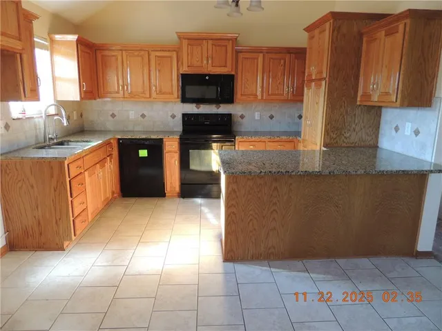 $299,000 | 18901 East Lynchburg Place North, Independence, MO 64058