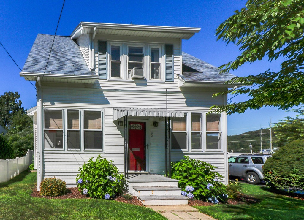 39 Volkmar Road Worcester, MA 01606 - Photo 1 of 27 Gallery Image 1