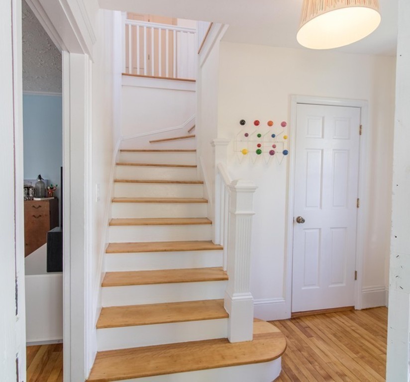 39 Volkmar Road Worcester, MA 01606 - Photo 6 of 27 Gallery Image 6