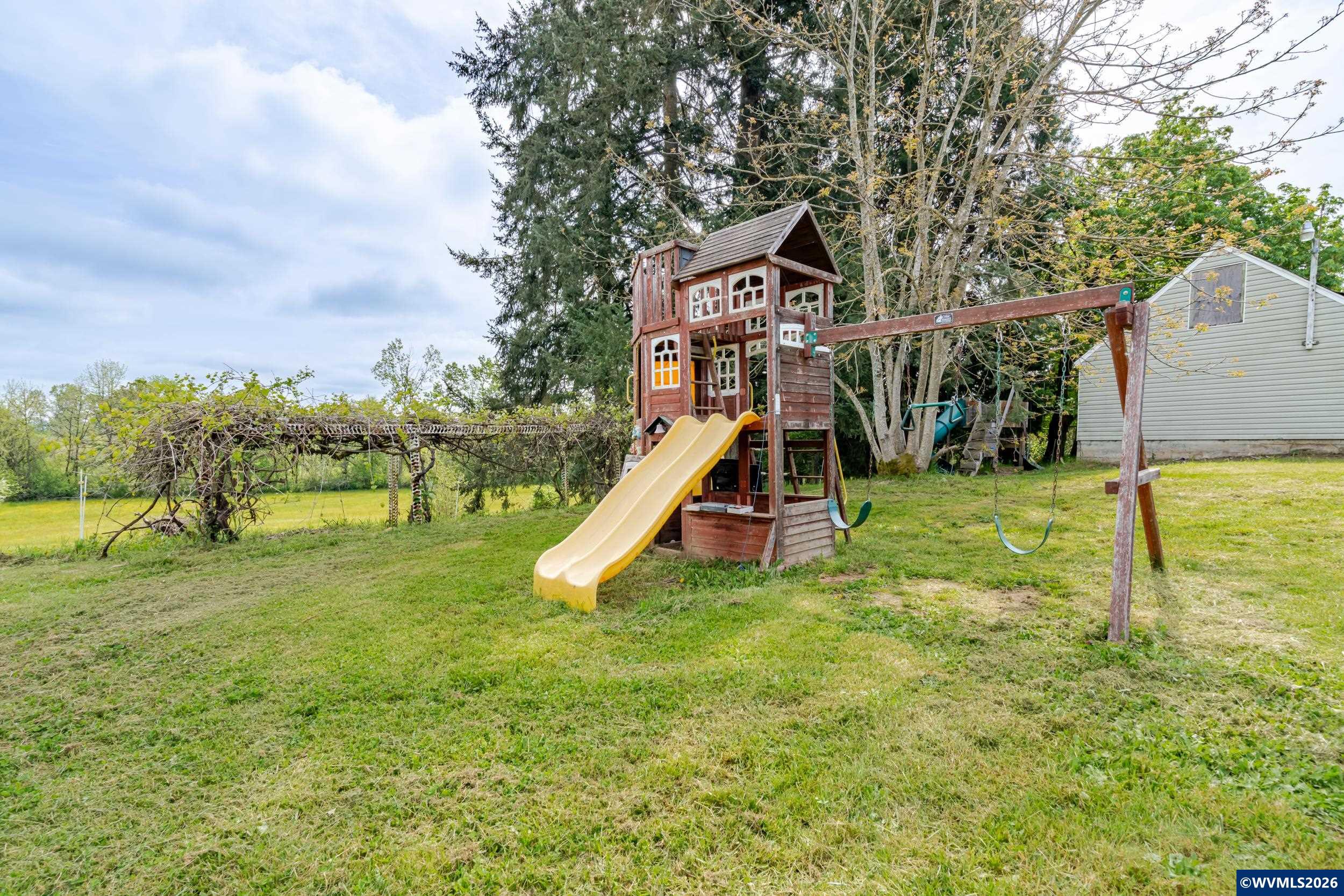 34965 Brewster Road Lebanon, OR 97355 - Photo 41 of 49