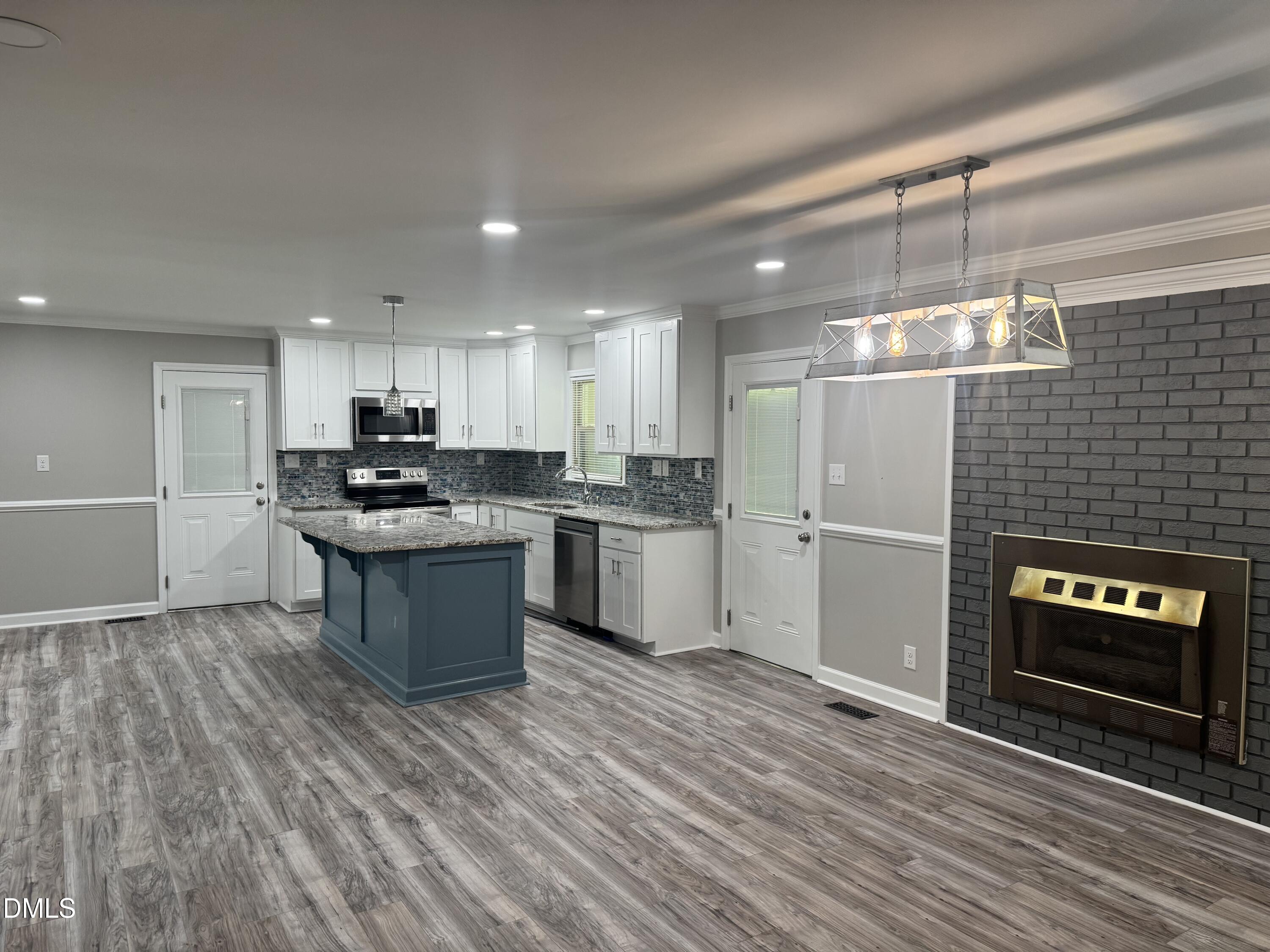 1523 Goodwin Road Durham, NC 27712 - Photo 4 of 19 IMG_7387