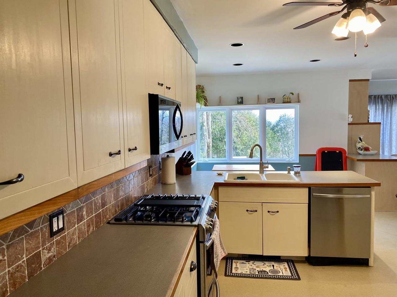 1149 Hill Road Fairfield, VT 05455 - Photo 7 of 64