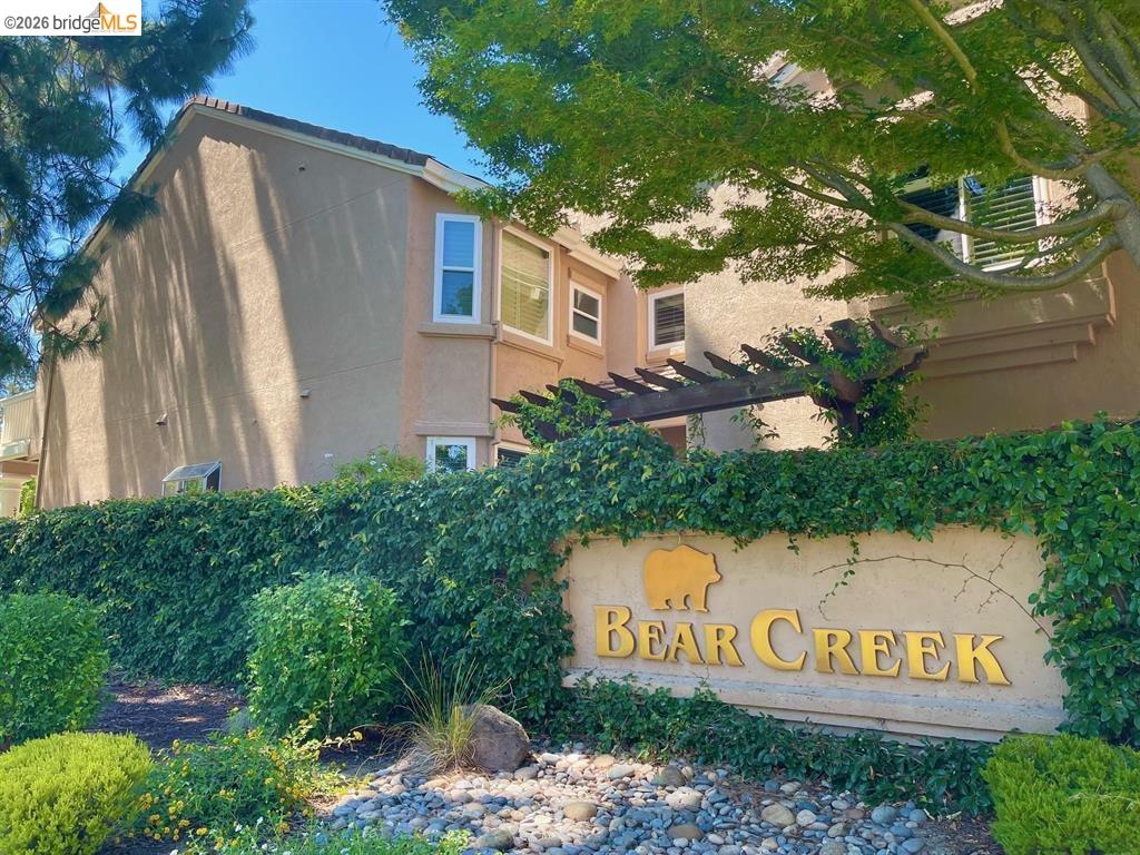 1251 Canyon Side Avenue San Ramon, CA 94582 - Photo 9 of 82