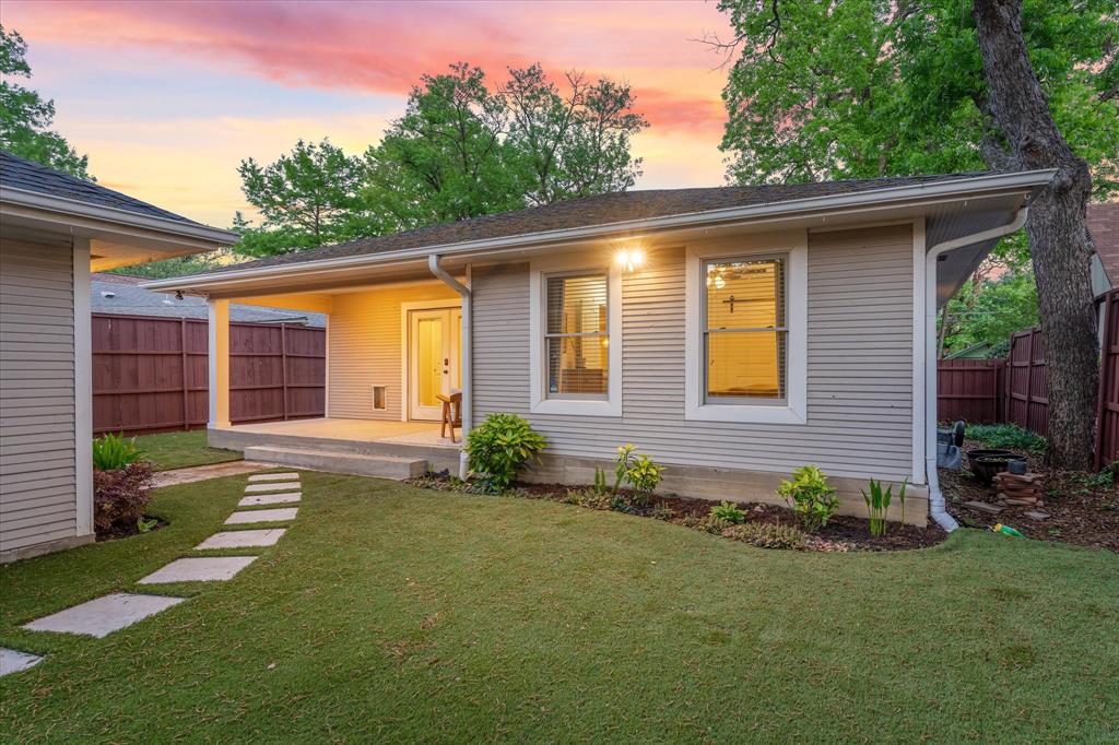 5609 Reiger Avenue Dallas, TX 75214 - Photo 26 of 36