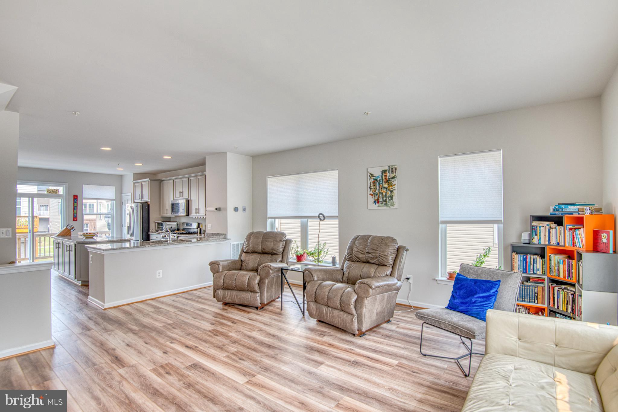 16211 Coolidge Avenue Silver Spring, MD 20906 - Photo 8 of 28