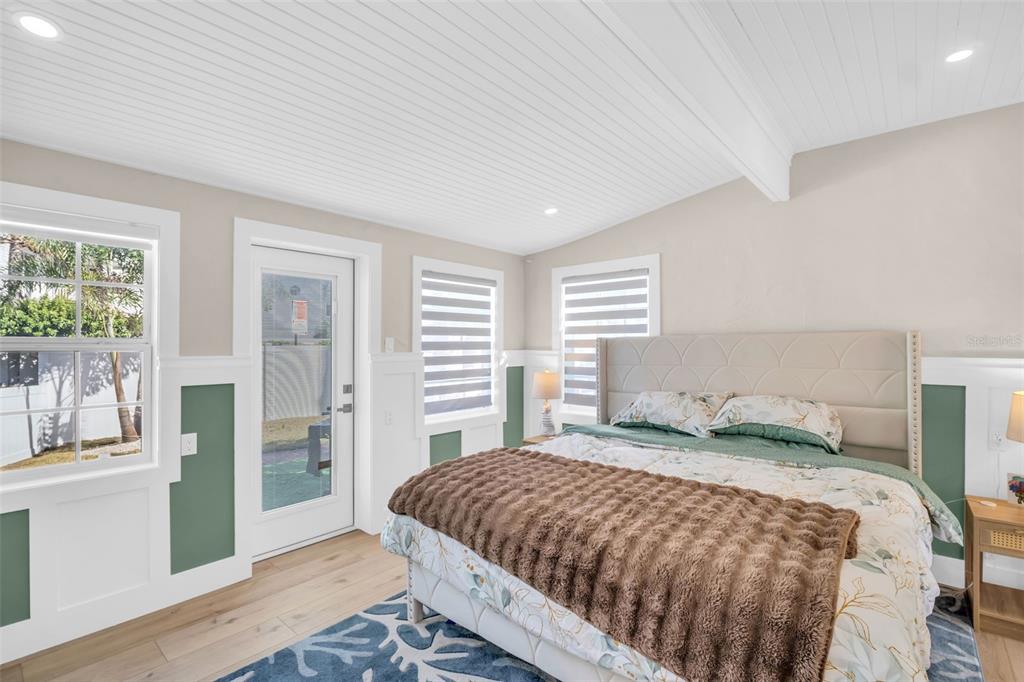 16613 Gulf Boulevard North Redington Beach, FL 33708 - Photo 18 of 51