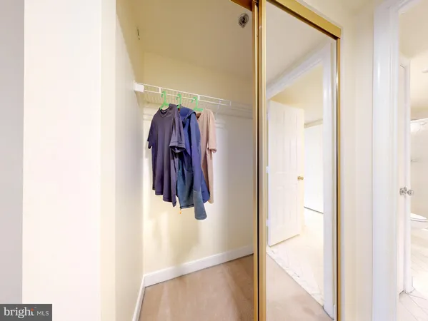 $3,000 | 1045 North Utah Street, Unit 308, Arlington, VA 22203