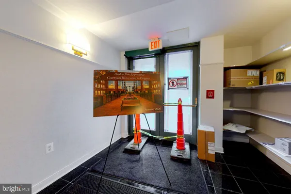 $3,000 | 1045 North Utah Street, Unit 308, Arlington, VA 22203