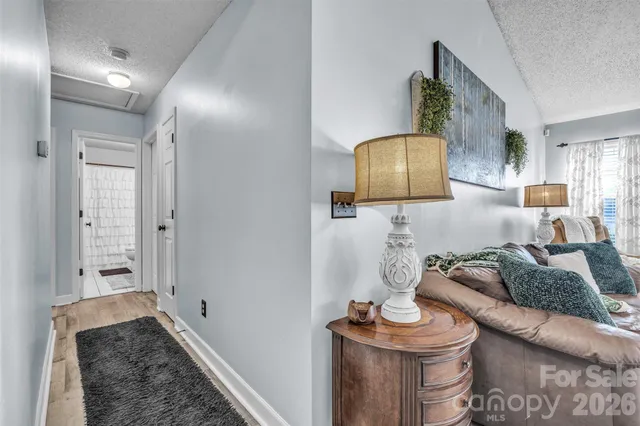 $314,900 | 1959 8th Street Southeast, Hickory, NC 28602