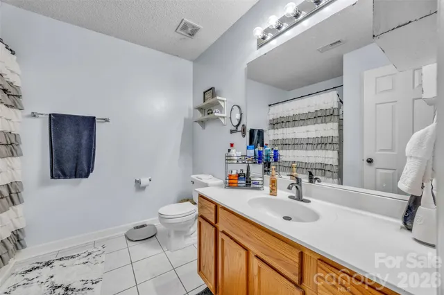 $314,900 | 1959 8th Street Southeast, Hickory, NC 28602