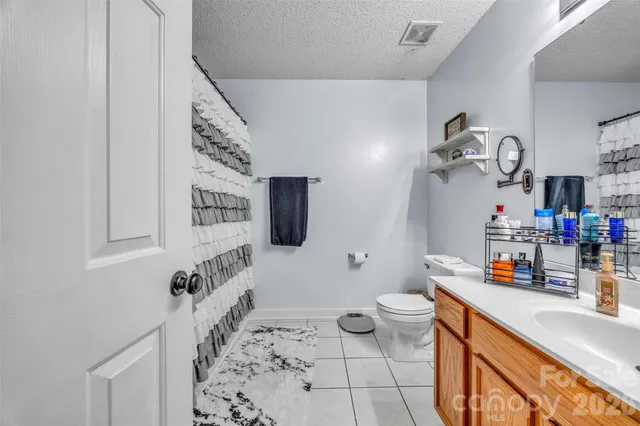 $314,900 | 1959 8th Street Southeast, Hickory, NC 28602