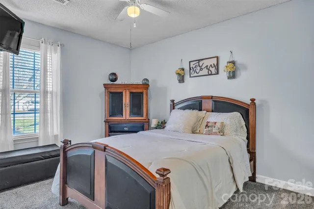 $314,900 | 1959 8th Street Southeast, Hickory, NC 28602