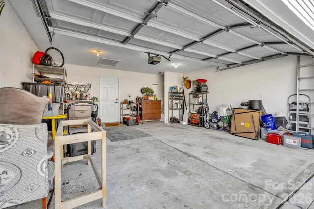 $314,900 | 1959 8th Street Southeast, Hickory, NC 28602