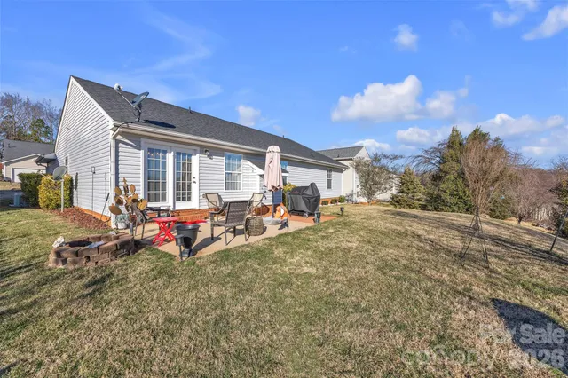 $314,900 | 1959 8th Street Southeast, Hickory, NC 28602