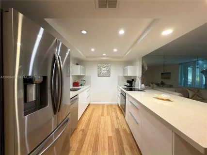 $474,000 | 1001 Three Islands Boulevard, Unit 3331, Hallandale Beach, FL 33009