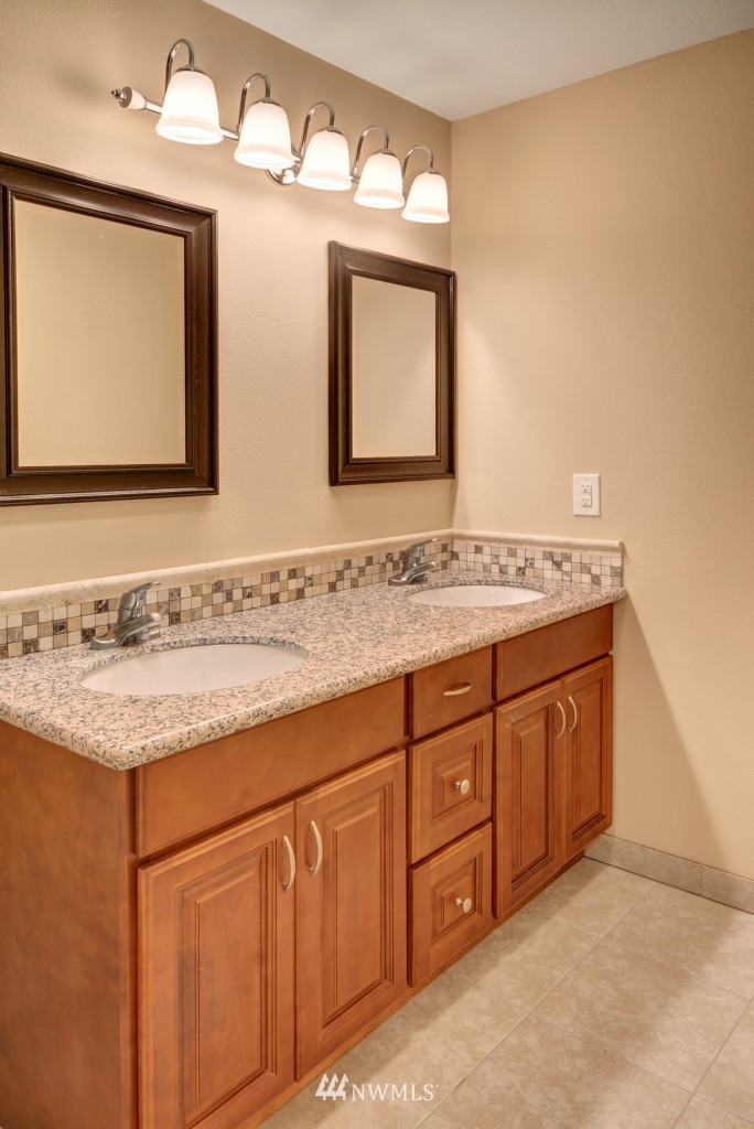 16135 Southeast 145th Place Renton, WA 98059 - Photo 16 of 21 Gallery Image 16