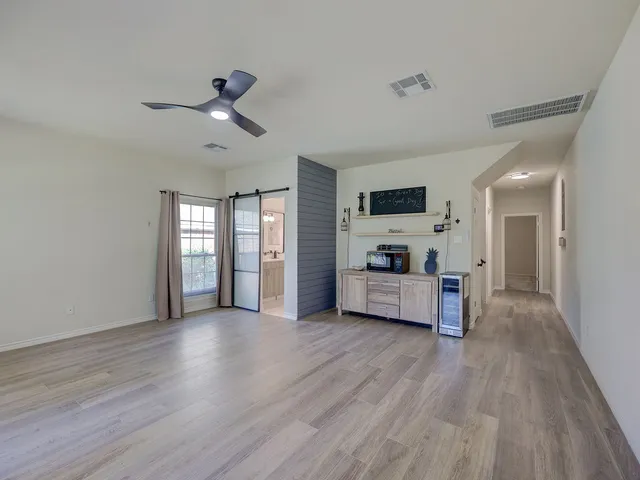 $1,435,000 | 9902 Scenic Bluff Drive, Austin, TX 78733