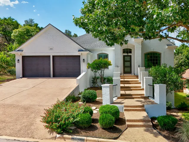$1,435,000 | 9902 Scenic Bluff Drive, Austin, TX 78733