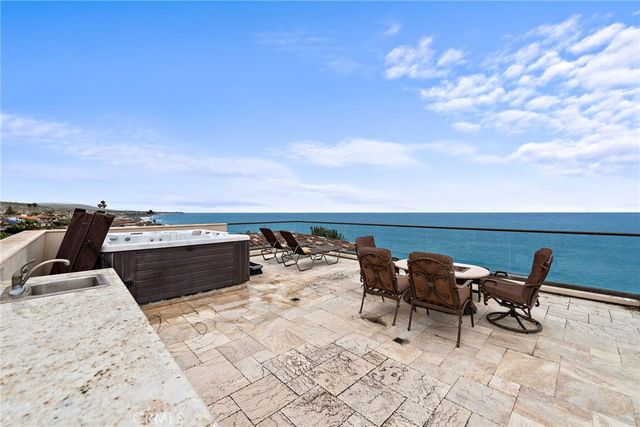 $9,875,000 | 35555 Camino Capistrano, San Clemente, CA 92672